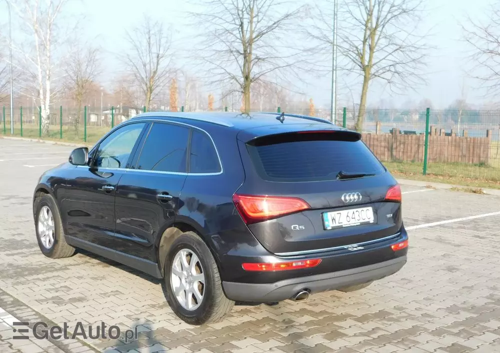 AUDI Q5 2.0 TDI