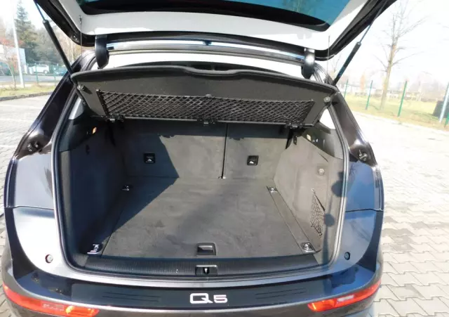 AUDI Q5 2.0 TDI