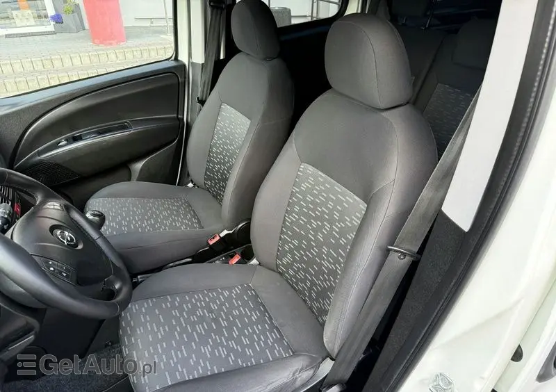 OPEL Combo 2.0 CDTI L2H1 Selection