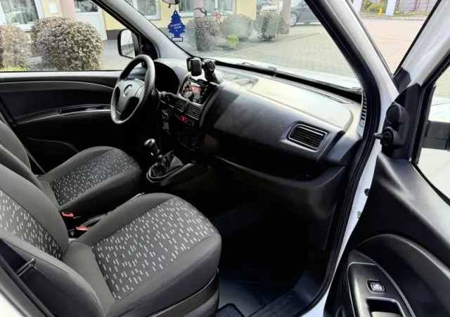 OPEL Combo 2.0 CDTI L2H1 Selection