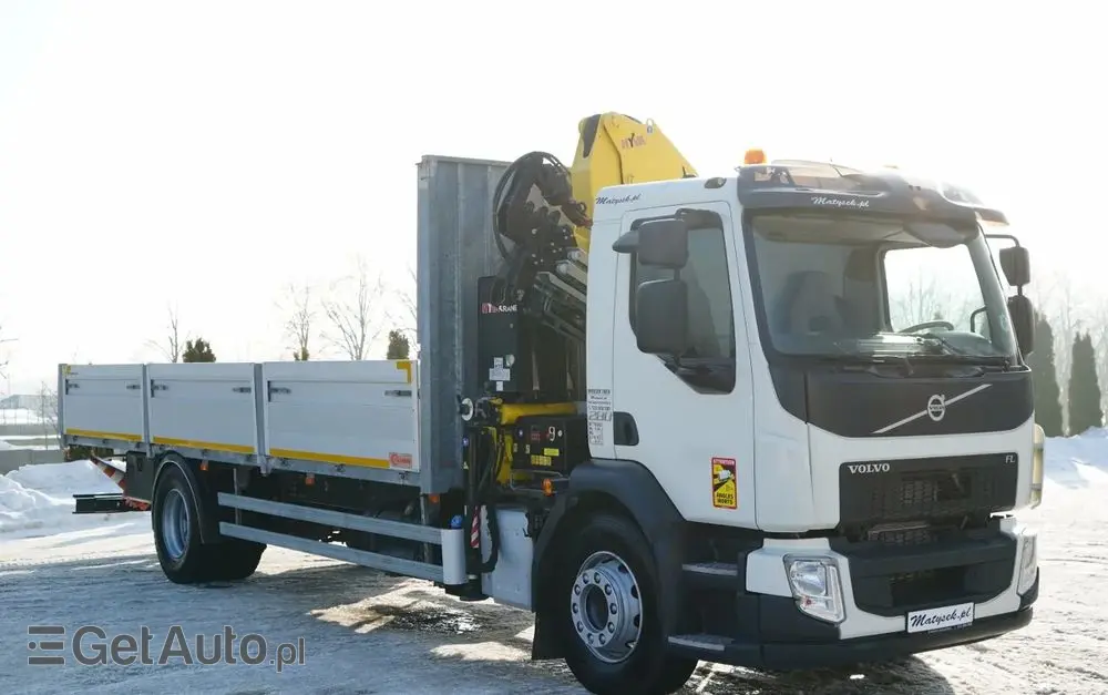 VOLVO FL 280 / 4X2 / SKRZYNIOWY 7,3 M / HDS  HYVA / PILOT / WIDŁY DO PALET  / ROTATOR / EURO 6 
