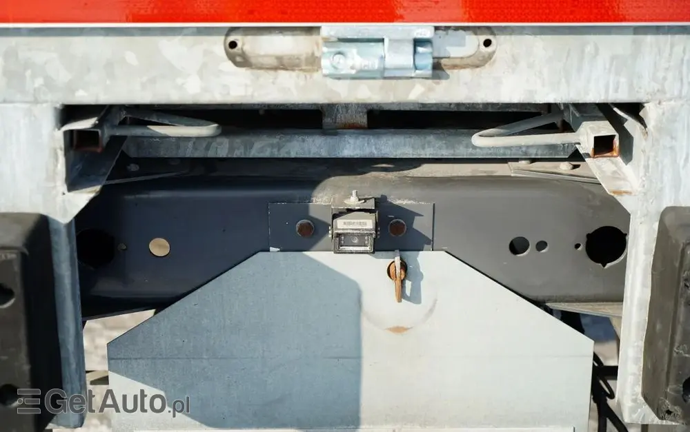 VOLVO FL 280 / 4X2 / SKRZYNIOWY 7,3 M / HDS  HYVA / PILOT / WIDŁY DO PALET  / ROTATOR / EURO 6 