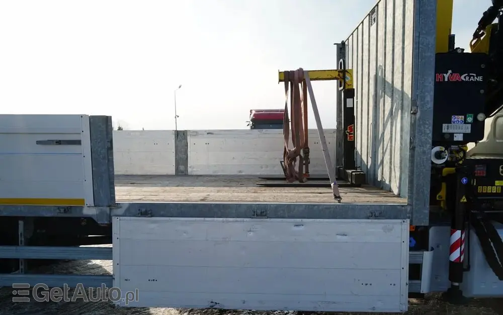 VOLVO FL 280 / 4X2 / SKRZYNIOWY 7,3 M / HDS  HYVA / PILOT / WIDŁY DO PALET  / ROTATOR / EURO 6 