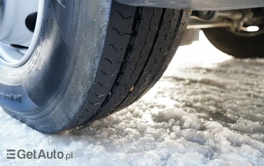 VOLVO FL 280 / 4X2 / SKRZYNIOWY 7,3 M / HDS  HYVA / PILOT / WIDŁY DO PALET  / ROTATOR / EURO 6 