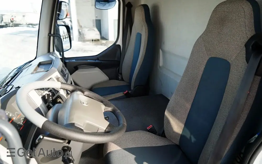 VOLVO FL 280 / 4X2 / SKRZYNIOWY 7,3 M / HDS  HYVA / PILOT / WIDŁY DO PALET  / ROTATOR / EURO 6 