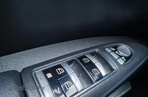 MERCEDES-BENZ Klasa S 