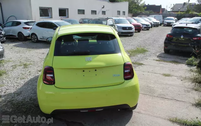 FIAT 500e 