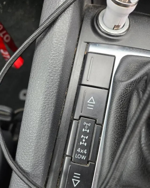 VOLKSWAGEN Amarok 2.0 BiTDI Highline