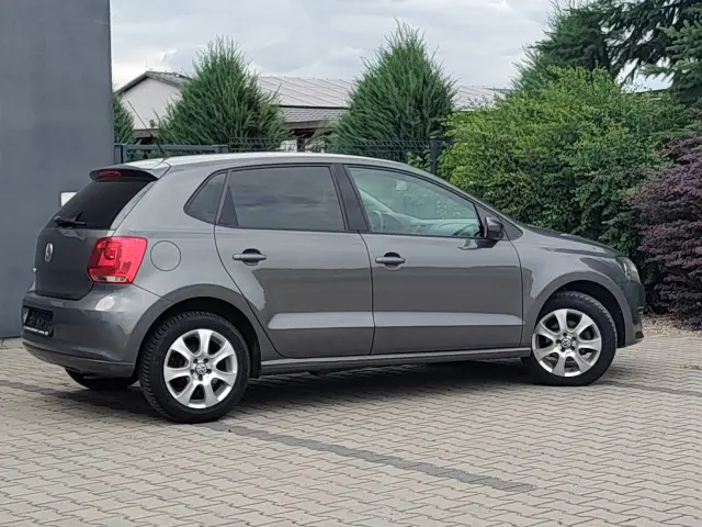 VOLKSWAGEN Polo Comfortline