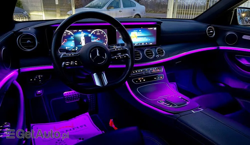 MERCEDES-BENZ Klasa E 200 AMG