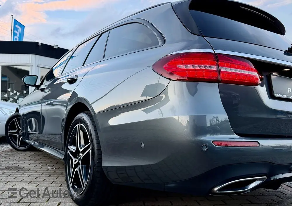 MERCEDES-BENZ Klasa E 200 AMG