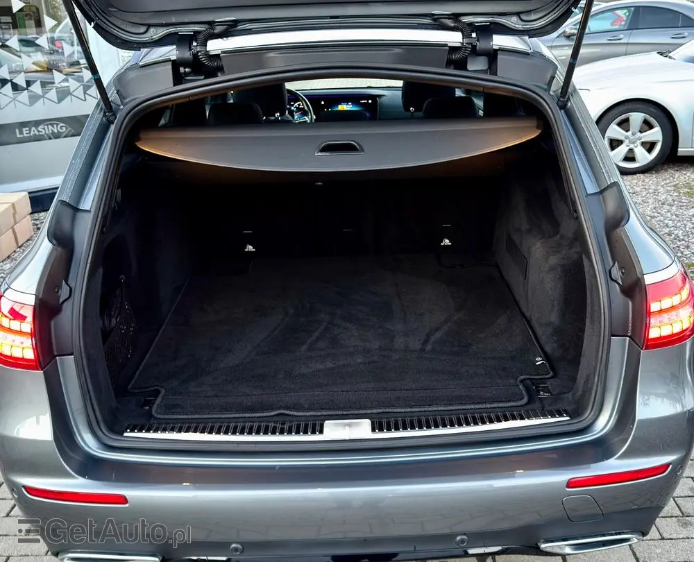 MERCEDES-BENZ Klasa E 200 AMG