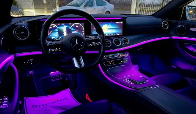 MERCEDES-BENZ Klasa E 200 AMG