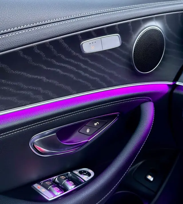 MERCEDES-BENZ Klasa E 200 AMG