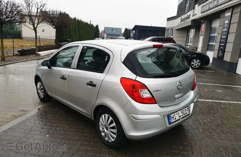 OPEL Corsa 