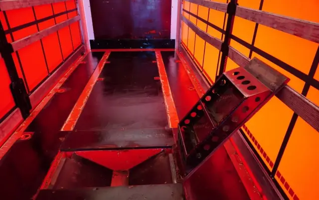 WIELTON FIRANKA STANDARD / MULDA DO STALI - 9 M / OŚ PODNOSZONA / SAF / 