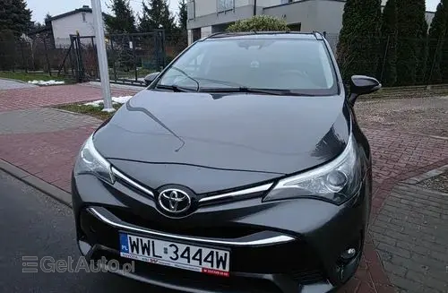 TOYOTA Avensis 