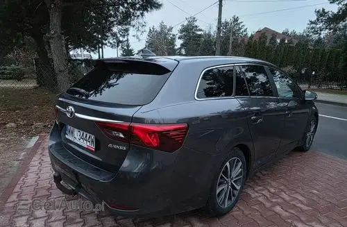 TOYOTA Avensis 