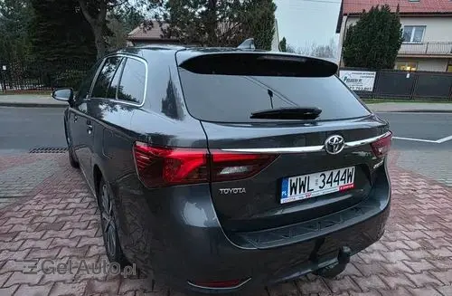 TOYOTA Avensis 