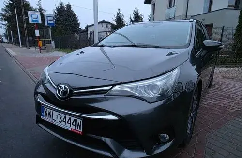 TOYOTA Avensis 