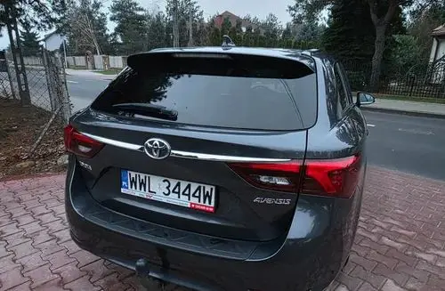 TOYOTA Avensis 