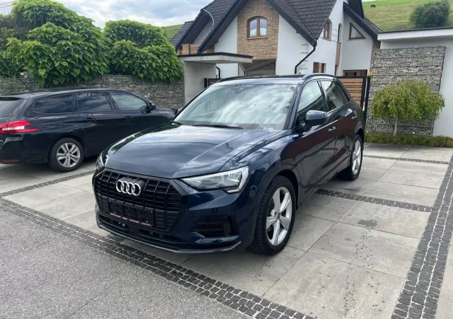 AUDI Q3 2.0 TDI Sport S tronic
