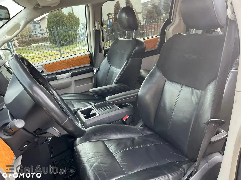 CHRYSLER Grand Voyager 2.8 CRD Automatik Limited