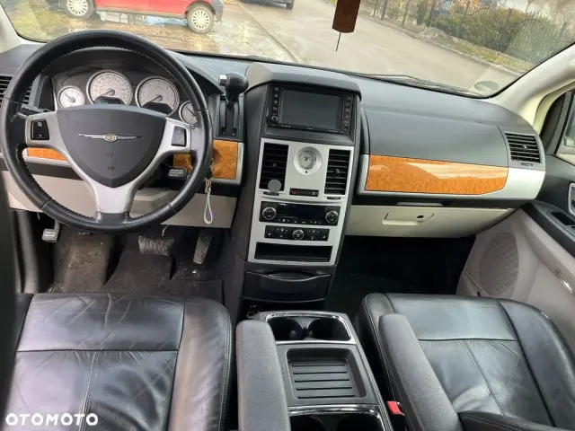 CHRYSLER Grand Voyager 2.8 CRD Automatik Limited