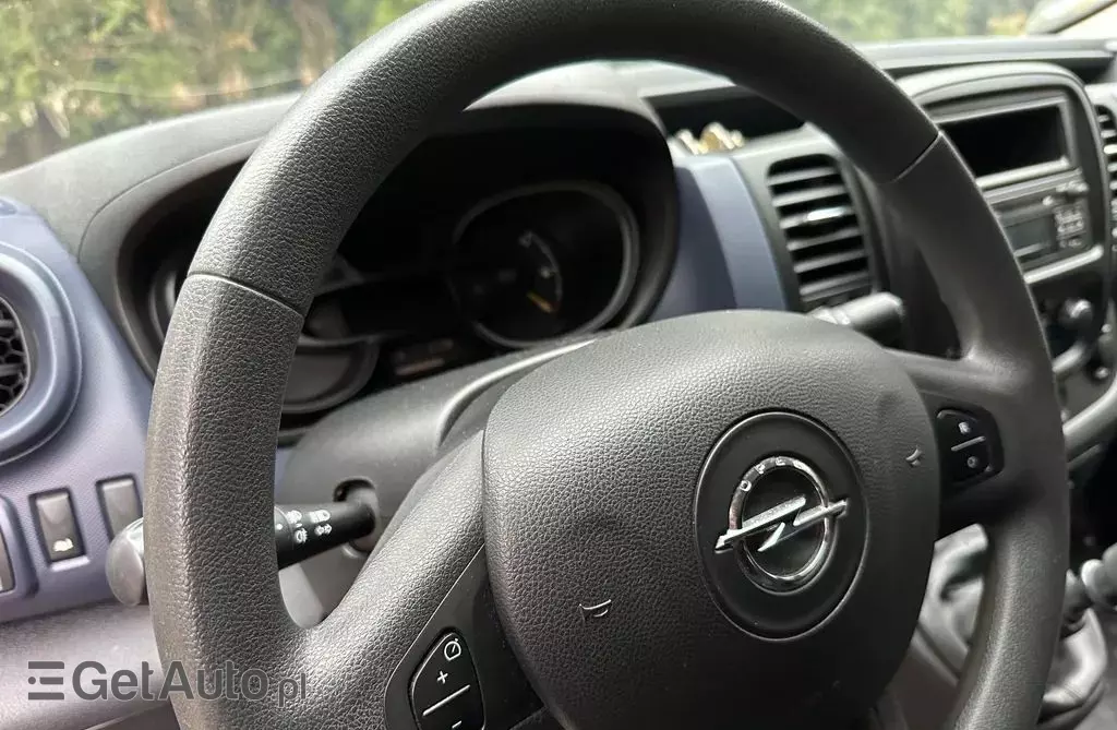 OPEL Vivaro 