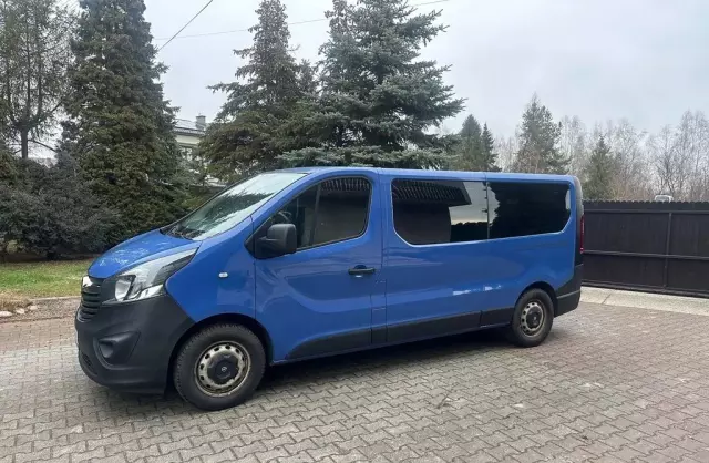 OPEL Vivaro 