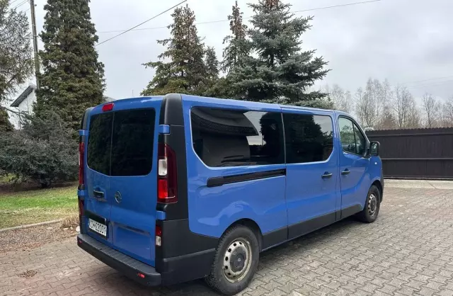 OPEL Vivaro 