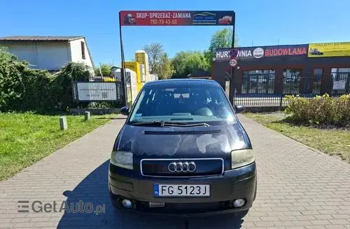 AUDI A2 