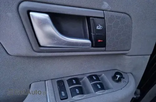 AUDI A2 