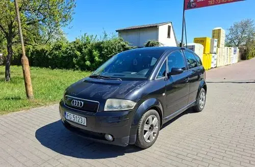 AUDI A2 