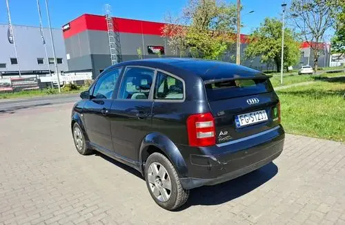 AUDI A2 