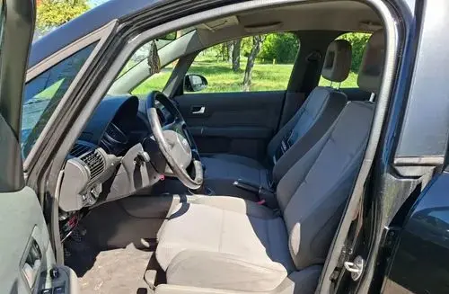 AUDI A2 