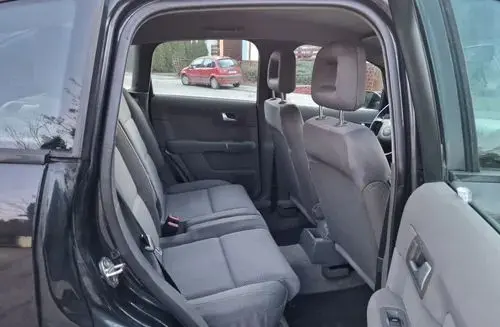 AUDI A2 