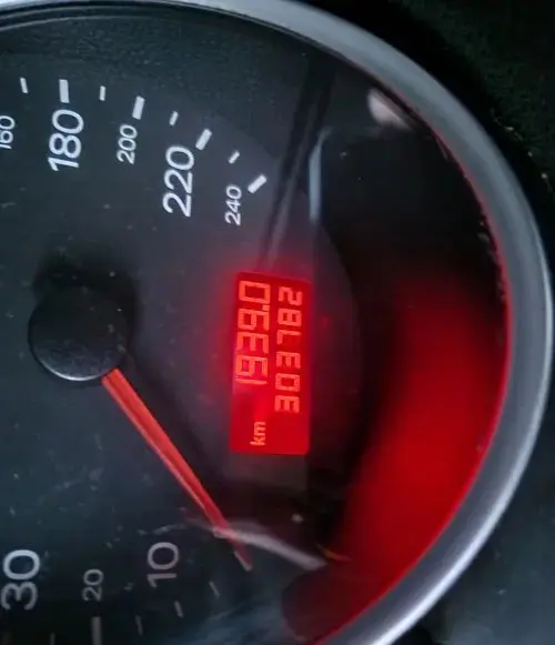 AUDI A2 
