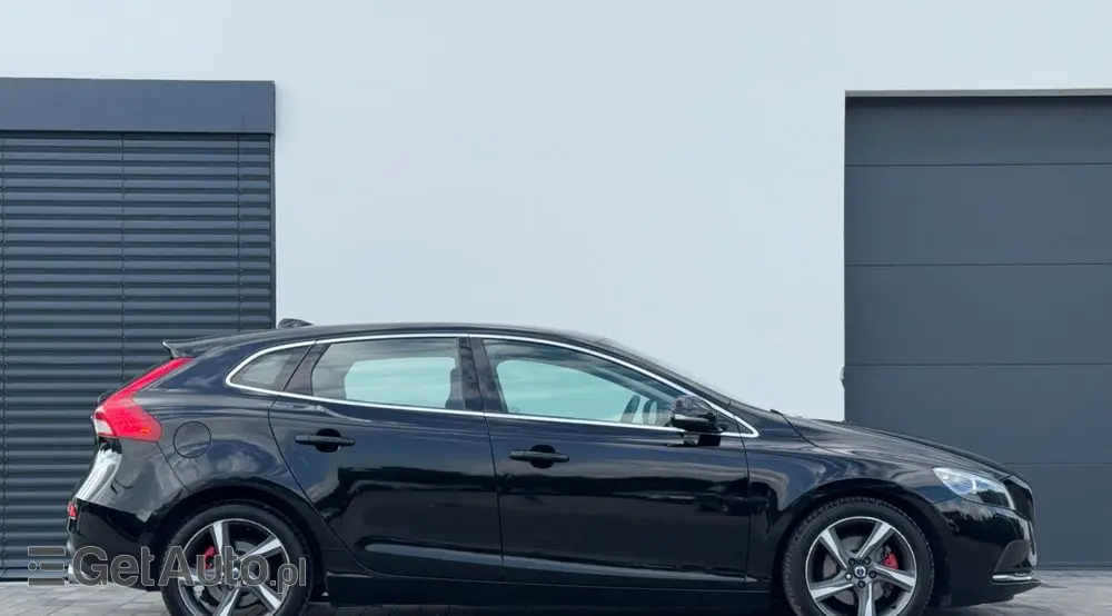 VOLVO V40 T4 Powershift R Design