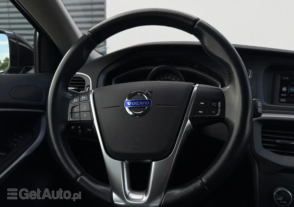VOLVO V40 T4 Powershift R Design