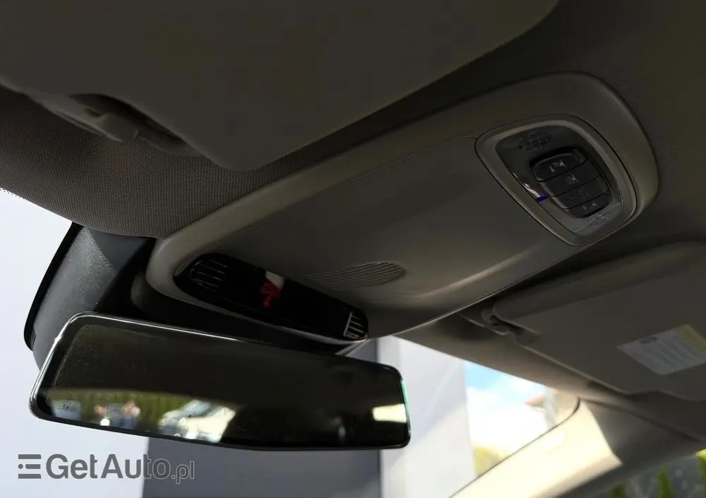 VOLVO V40 T4 Powershift R Design