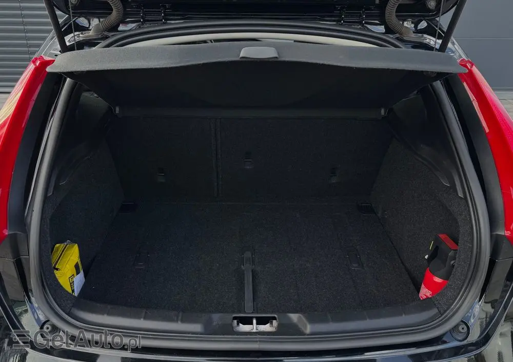 VOLVO V40 T4 Powershift R Design