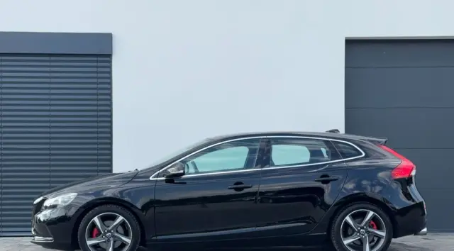 VOLVO V40 T4 Powershift R Design