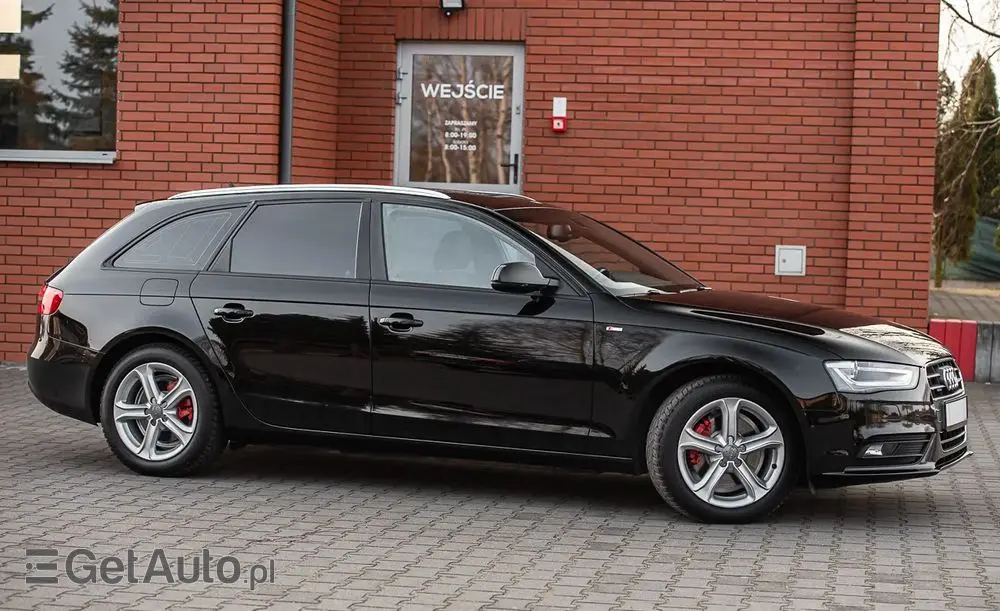 AUDI A4 Avant 2.0 TDI ultra S tronic sport