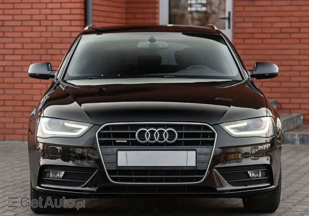AUDI A4 Avant 2.0 TDI ultra S tronic sport