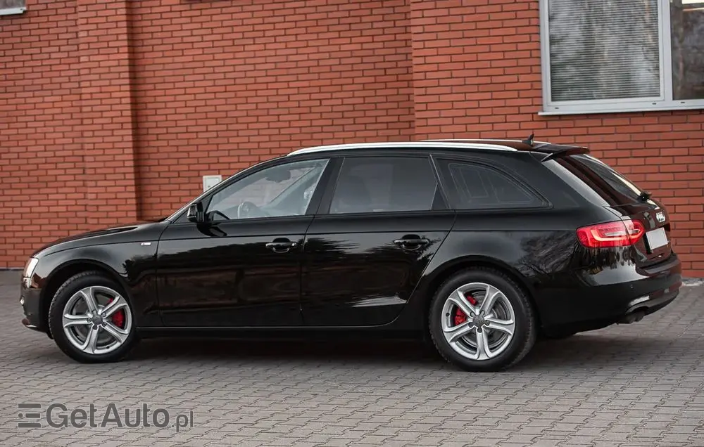 AUDI A4 Avant 2.0 TDI ultra S tronic sport