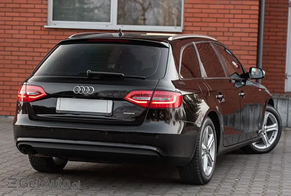 AUDI A4 Avant 2.0 TDI ultra S tronic sport