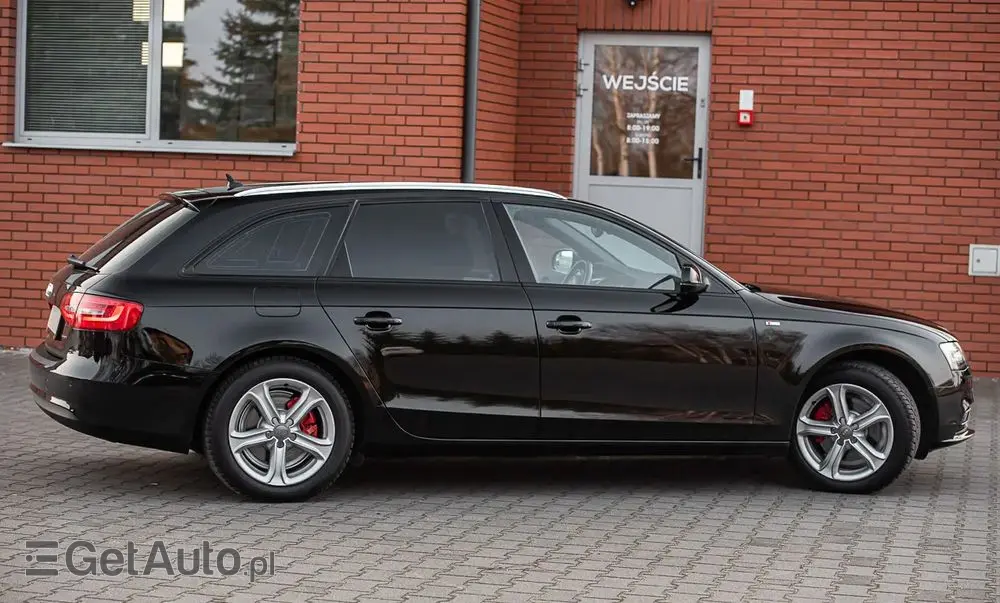 AUDI A4 Avant 2.0 TDI ultra S tronic sport