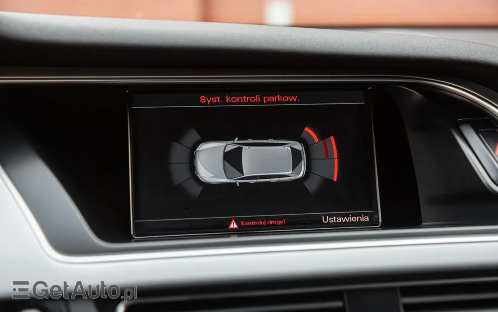 AUDI A4 Avant 2.0 TDI ultra S tronic sport