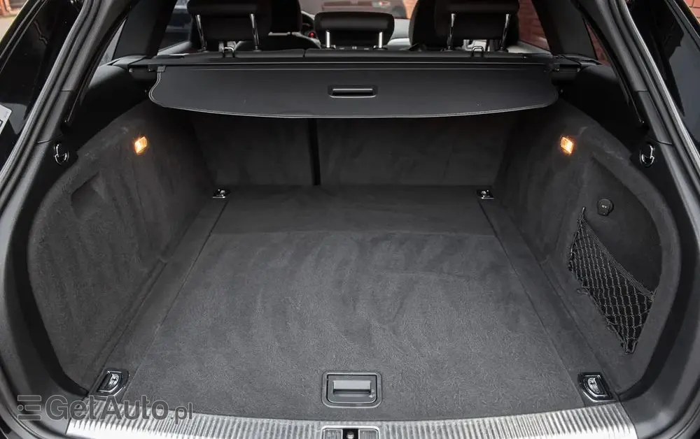 AUDI A4 Avant 2.0 TDI ultra S tronic sport